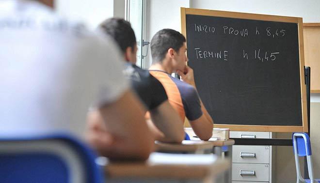 foto di tracce maturità 2015 saggio socio economico