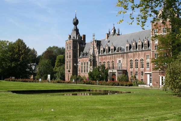  foto di Université catholique de Louvain