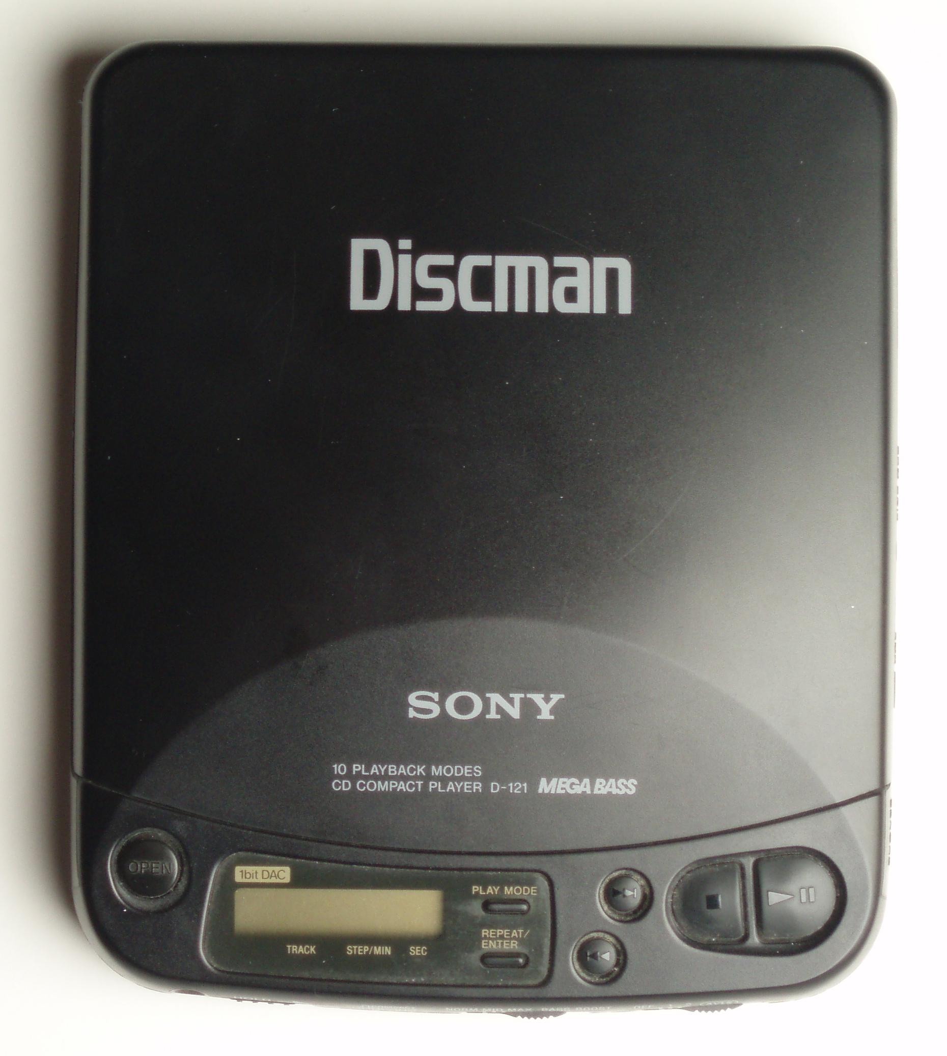 2000-2016: le 16 cose nostalgiche d'inizio millennio che (non) ti mancano articolo