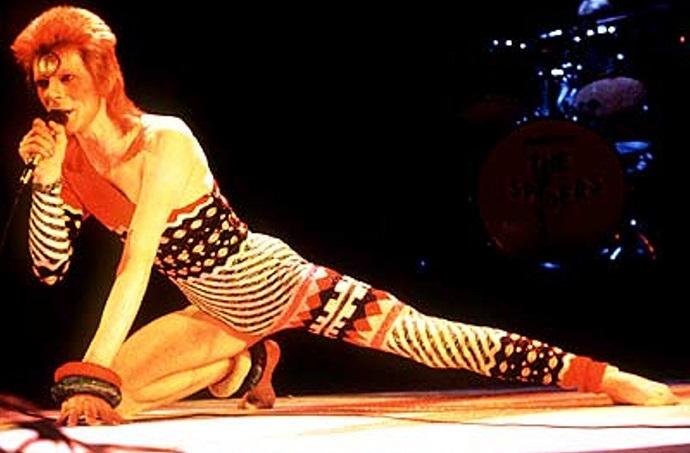 10 curiosità che non sapete su David Bowie articolo