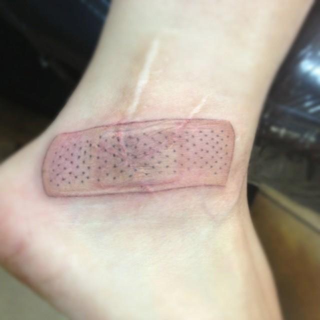 Tatuaggi su cicatrici: i 10 esempi più forti articolo