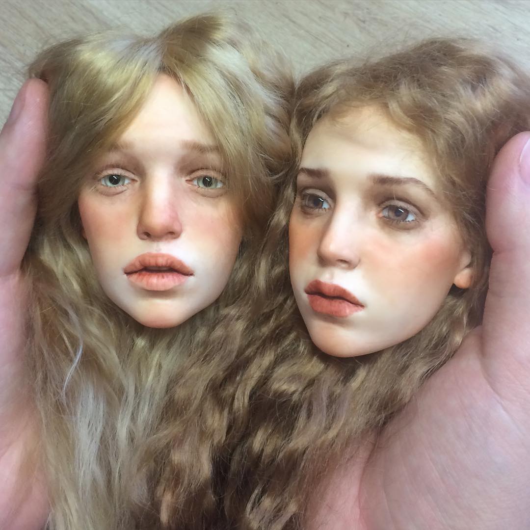 Un artista russo realizza bambole così realistiche da mettere i brividi! articolo