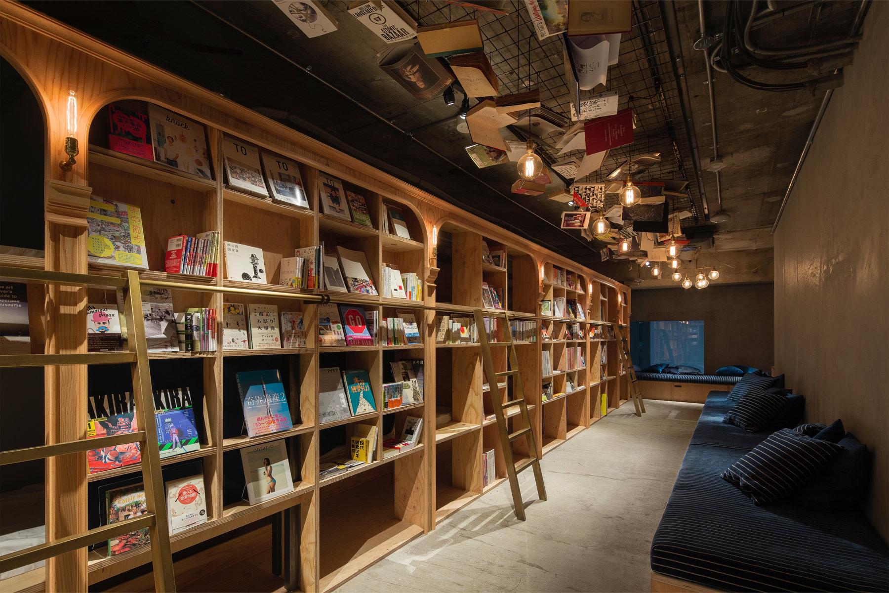 A Tokyo apre il primo hotel libreria al mondo articolo