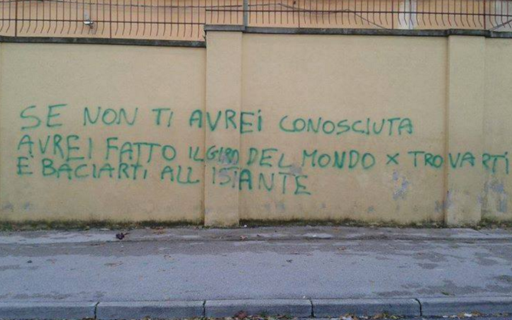 Le 20 dediche d'amore (sui MURI) più SGRAMMATICATE di sempre! articolo