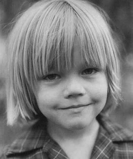 20 foto di Star di Hollywood da piccole: riesci a riconoscerle? articolo