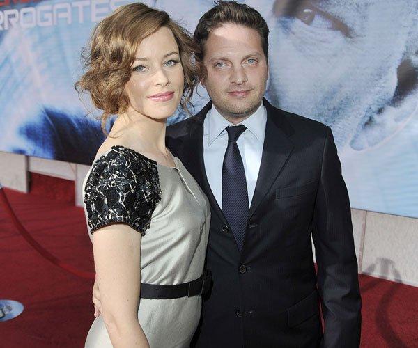20 personaggi famosi che hanno sposato i loro fans articolo