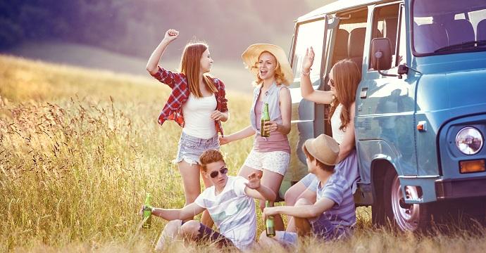 Come raggiungere i Festival senza addormentarsi durante il viaggio articolo