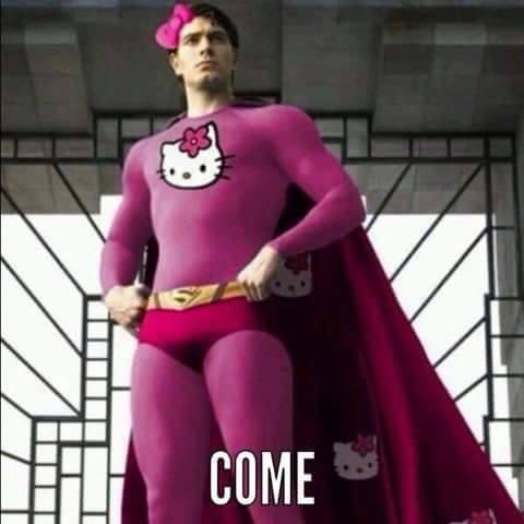 Supereroi trasformati in fan di Hello Kitty mentre cantano Barbie Girl degli Aqua articolo