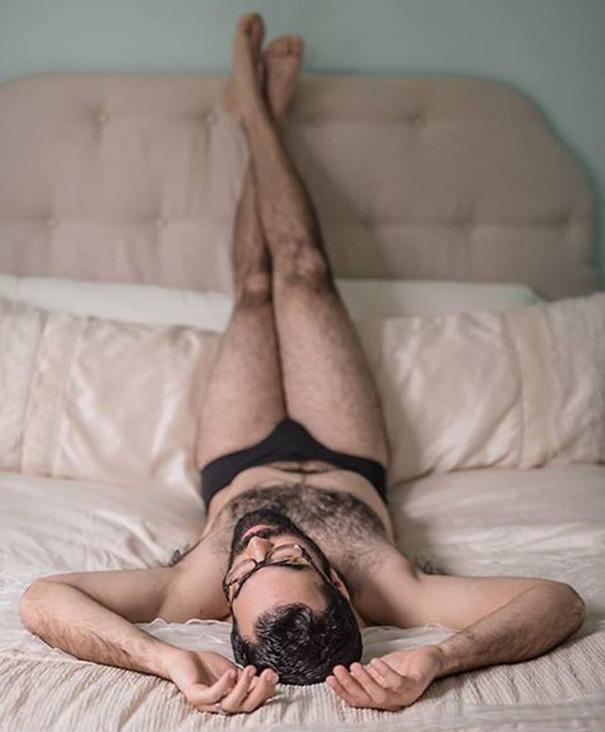 Quando gli uomini replicano le foto di donne! articolo