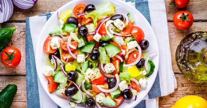 5 Insalatone fresche da gustare durante il caldo! articolo