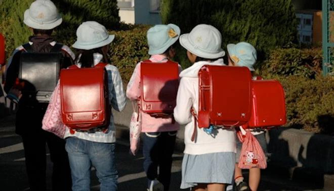 Primo giorno di scuola. Ecco cosa accade nel mondo