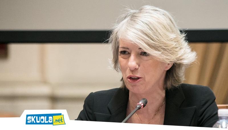 Ministro Giannini in videochat:  intervista sull'alternanza scuola lavoro