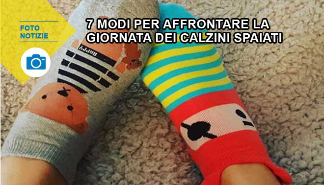 foto di giornata dei calzini spaiati