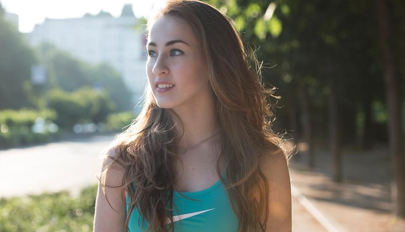 Carlotta Ferlito: “Preferisco i salti mortali sulla trave alla maturità”