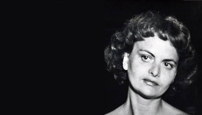 foto di elsa morante alla prova invalsi di terza media 2016