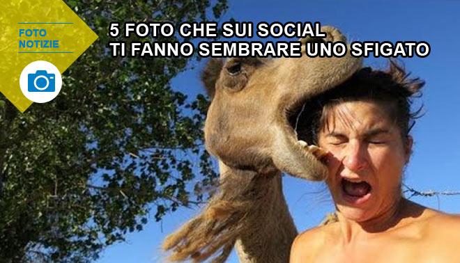 foto che ti fanno sembrare uno sfigato sui social