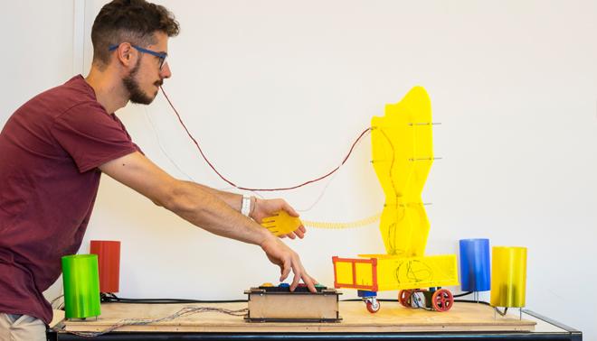 Cos'è l'Internet of Things e perchè conoscerlo ti salverà la vita (anche a scuola)