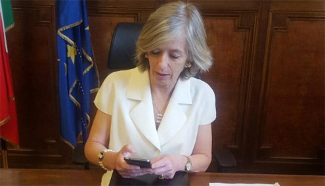 foto di seconda prova maturità 2016, svelato il mistero del bianco