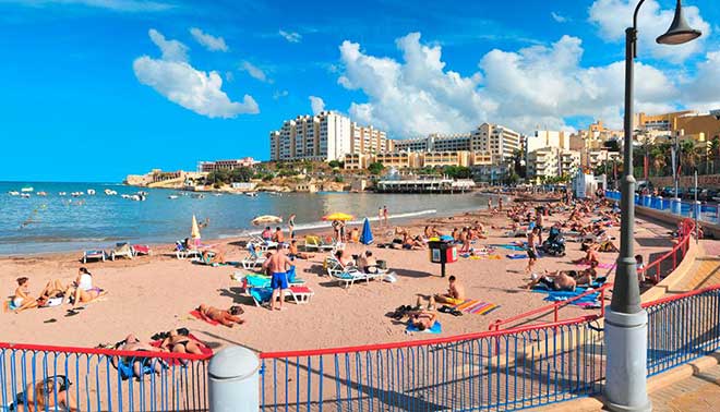  foto di St. George Bay