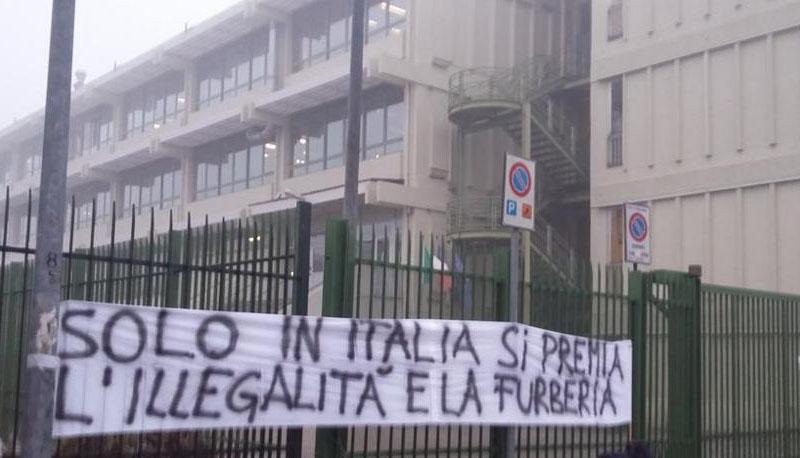 Minacce allo ‘spacciatore’ di merendine: preside pronto a denunciare