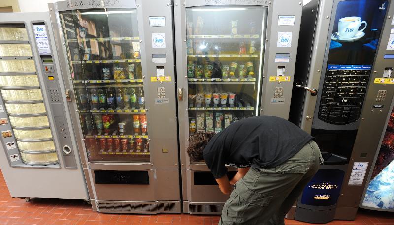 Lo ‘spacciatore’ di merendine non svolgerà la punizione