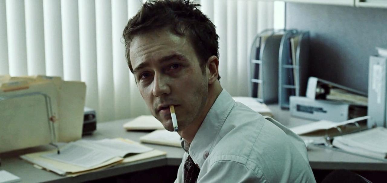 10 cose che solo le persone ansiose possono capire articolo