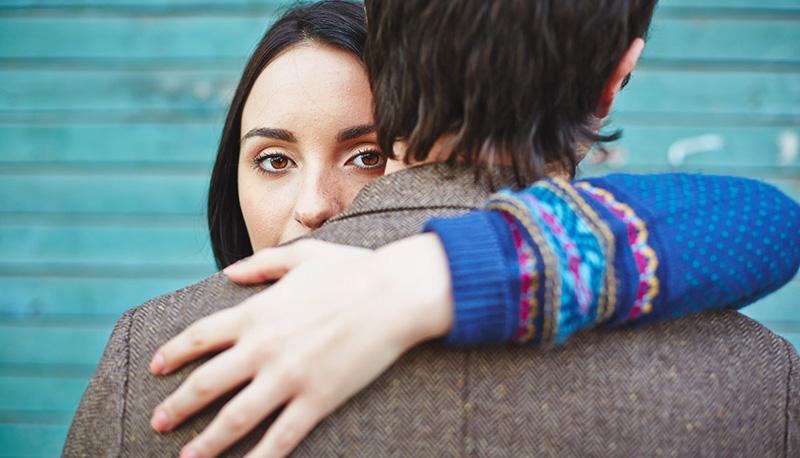Gelosia, controllo e possessività: non sempre sono dimostrazione di amore articolo