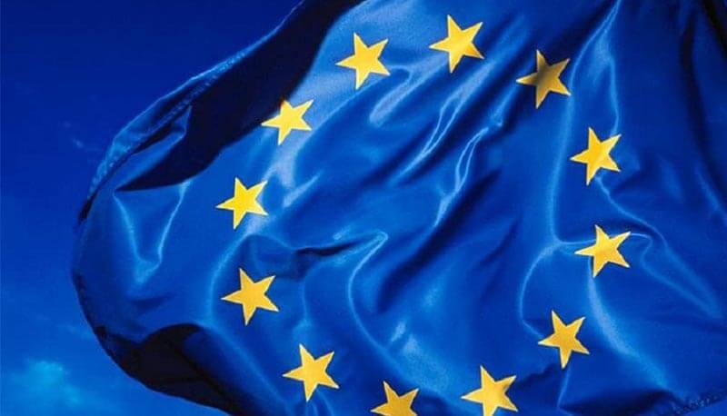 tema sugli aspetti negativi dell’Unione Europea