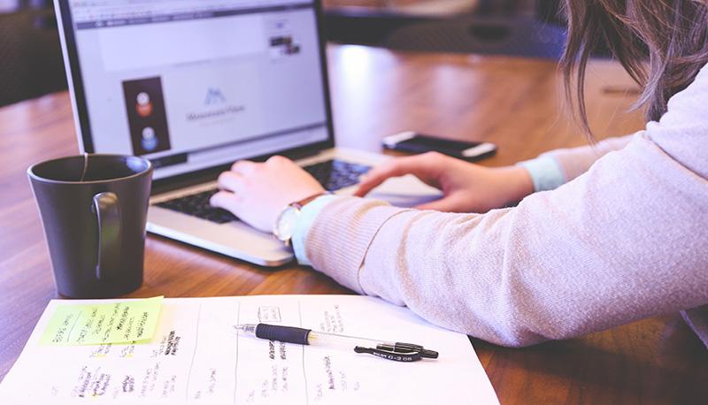 studiare inglese al computer