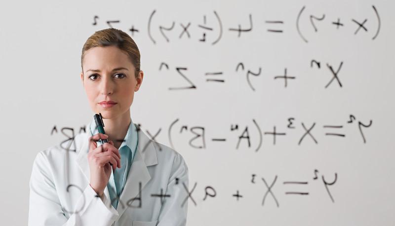 Una generazione di medici e ingegneri: studentesse da 100 alla conquista del successo