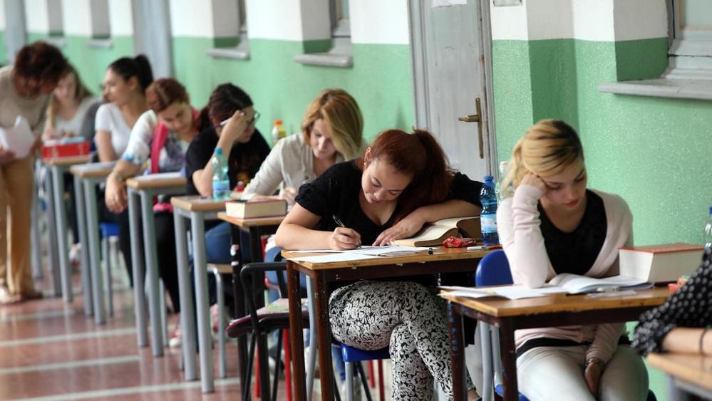 Maturità 2017: sì alle calcolatrici grafiche e alternanza in terza prova