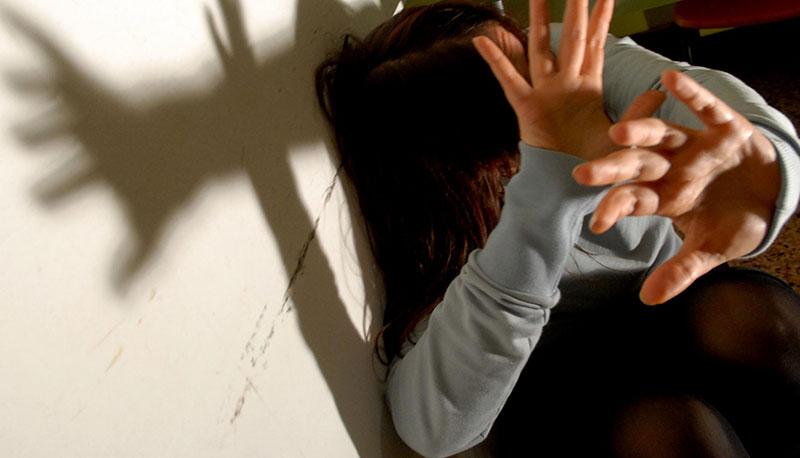 Bidello arrestato ad Ancona, molestava le studentesse articolo