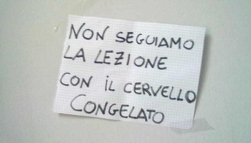scuole fredde proteste studenti termosifoni rotti