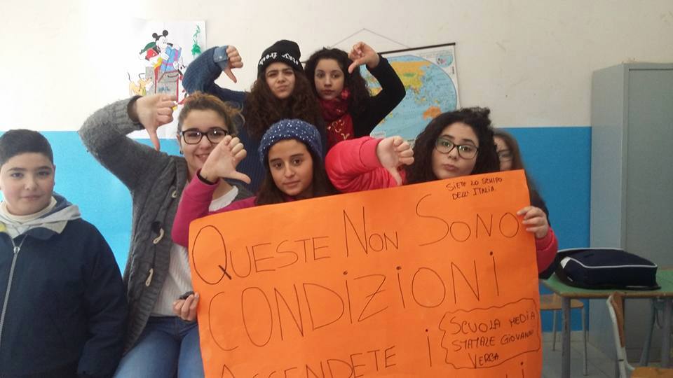 Scuole ‘sotto zero’, studenti in protesta (anche) sui social articolo