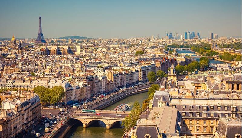 un viaggio immaginario a Parigi