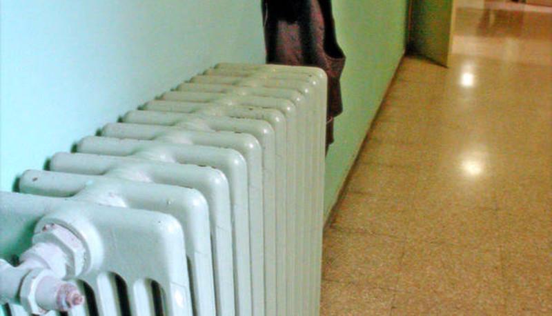 scuole fredde termosifoni spenti province fallite