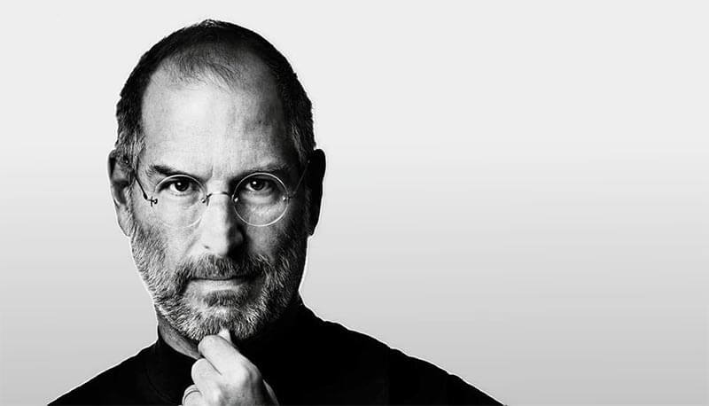 Steve Jobs: vita e carriera imprenditoriale articolo