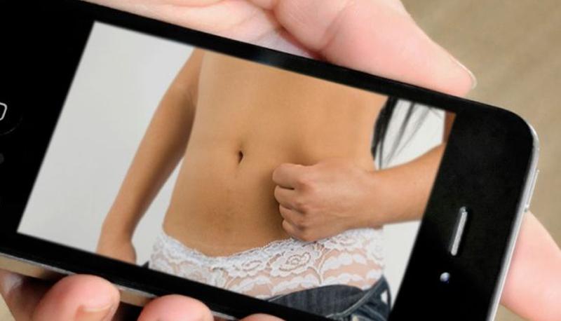 Studenti realizzano video porno con foto dei prof