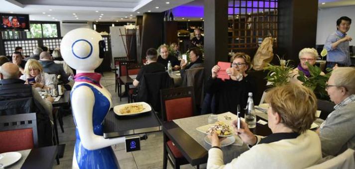 camerieri robot