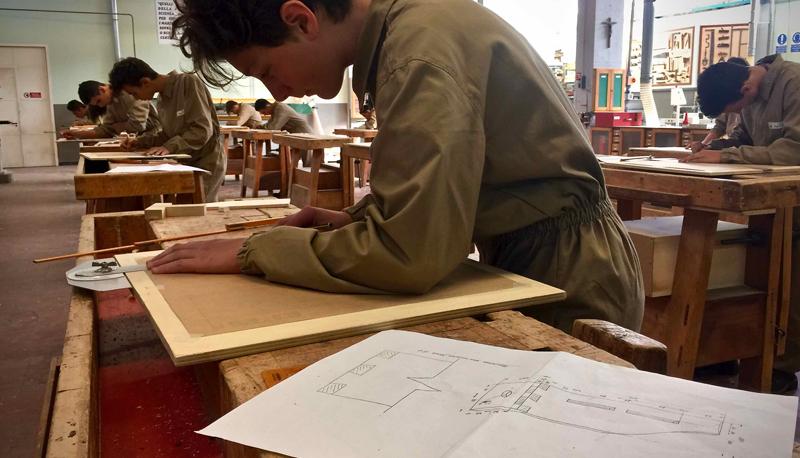 lavorare legno