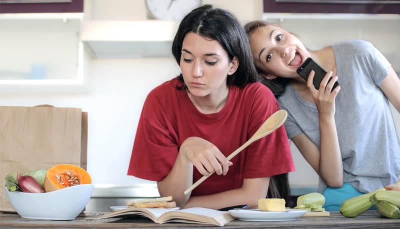 10 dritte per fuori sede per sopravvivere in cucina articolo