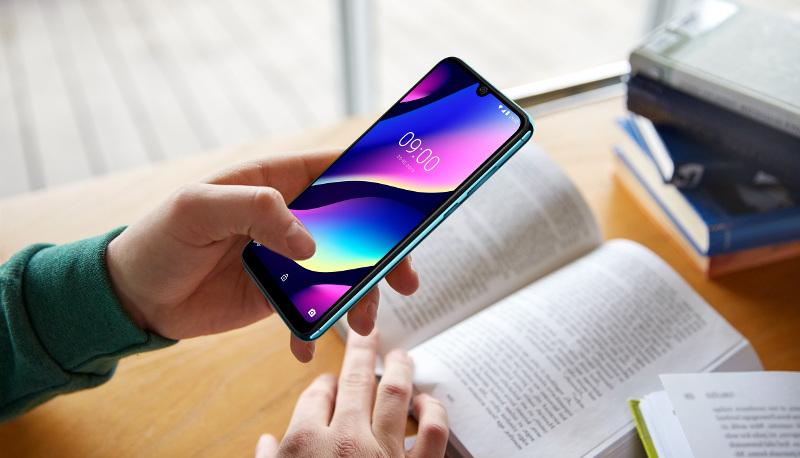 smartphone scuola studio