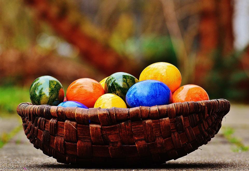 Pasqua 2019: frasi semplici, divertenti e originali per un messaggio d'auguri articolo