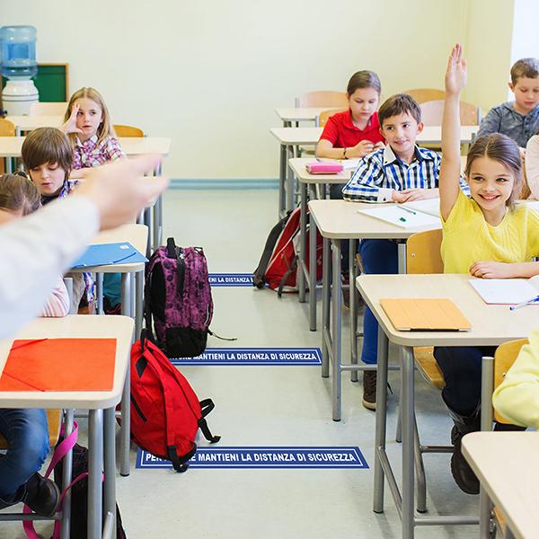 Settembre, la segnaletica Anti-Covid che vedrai a scuola articolo