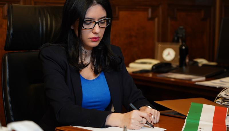 La lettera della Ministra Azzolina con gli auguri di Natale