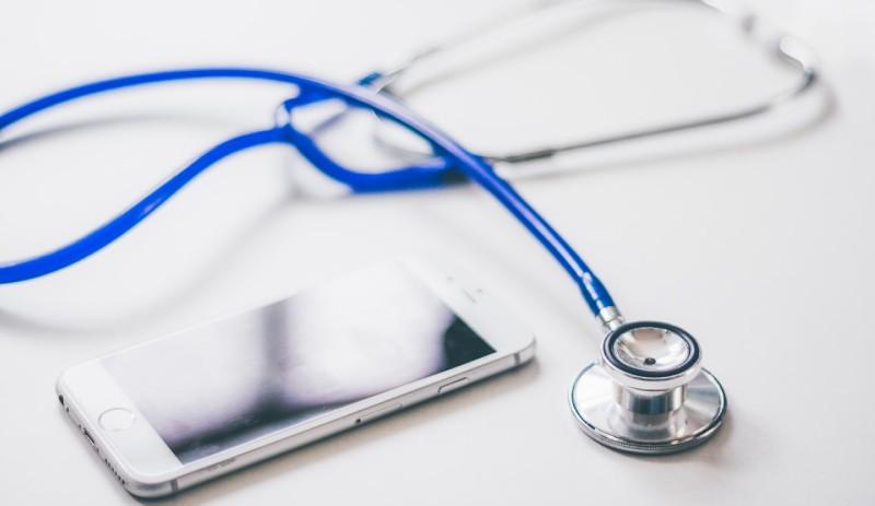 Coronavirus studenti di medicina volontari