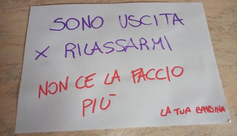 Esasperata dalla Dad, 14enne spegne il Pc e lascia un biglietto: