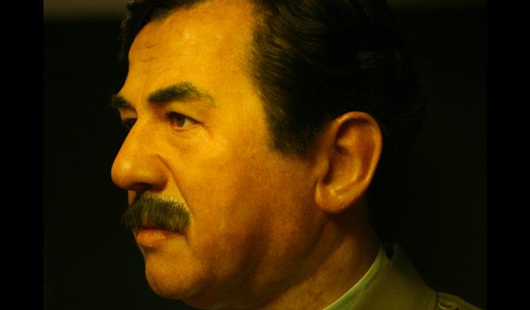 La vita e il regime dittatoriale di Saddam Hussein in Iraq articolo