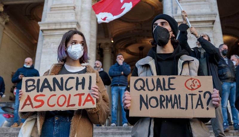 incontro tra Bianchi e studenti