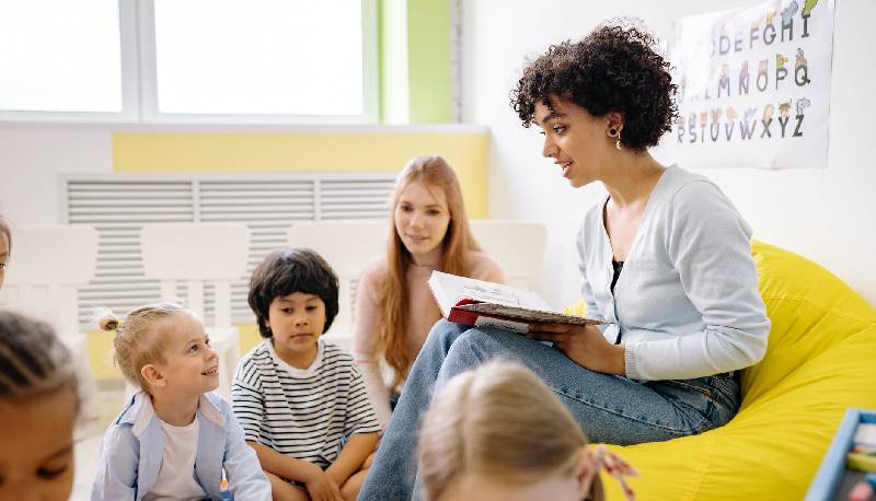maestra vince causa, il MI dovrà risarcirla
